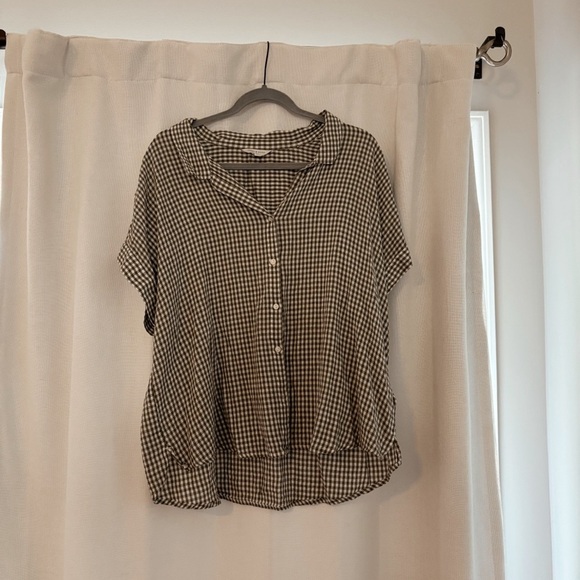 lucky brand gingham shortsleeve button down - Picture 1 of 5